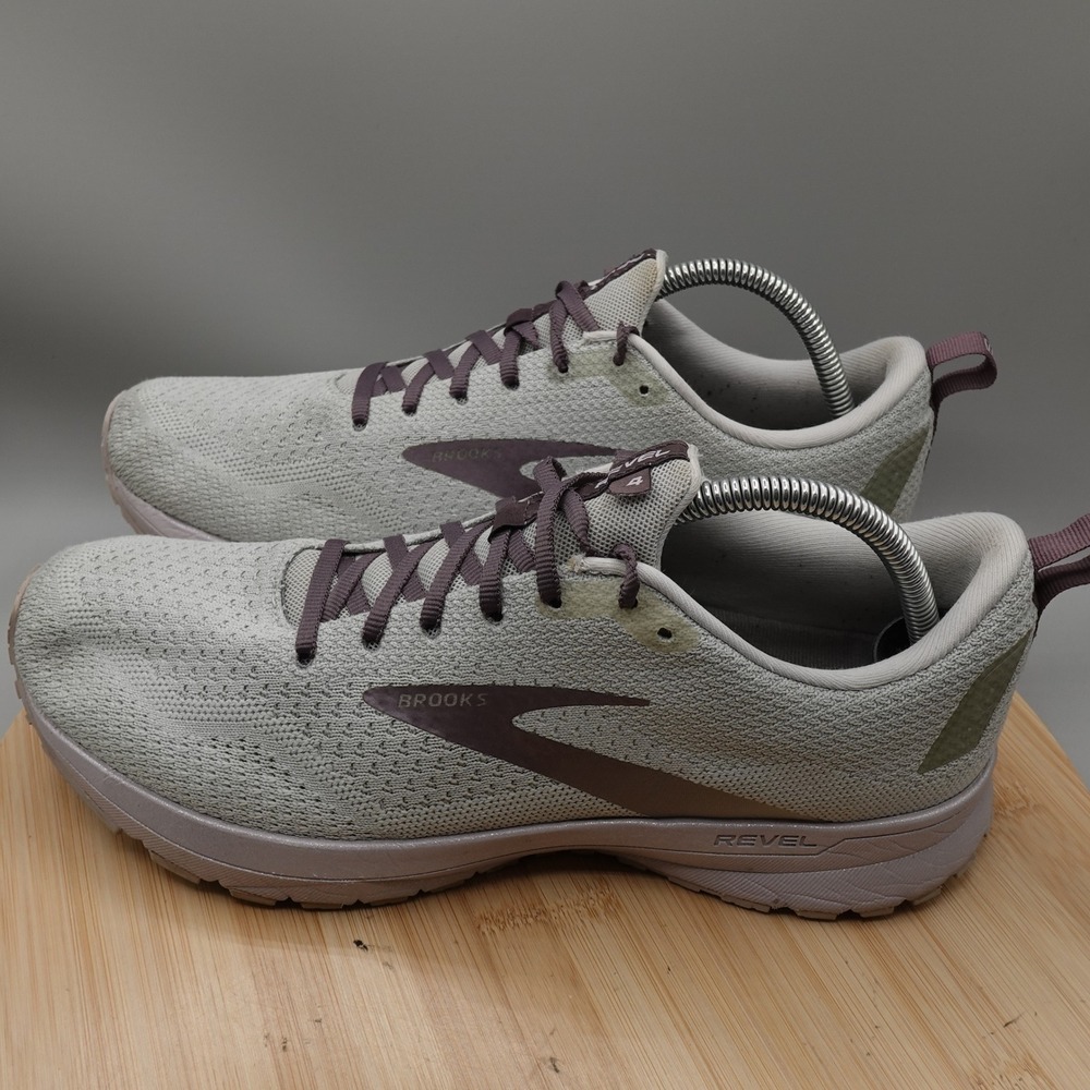 Brooks Shoes Women 11 Gray Revel 4 Running Sneakers Athletic 1203371B035 Flaws